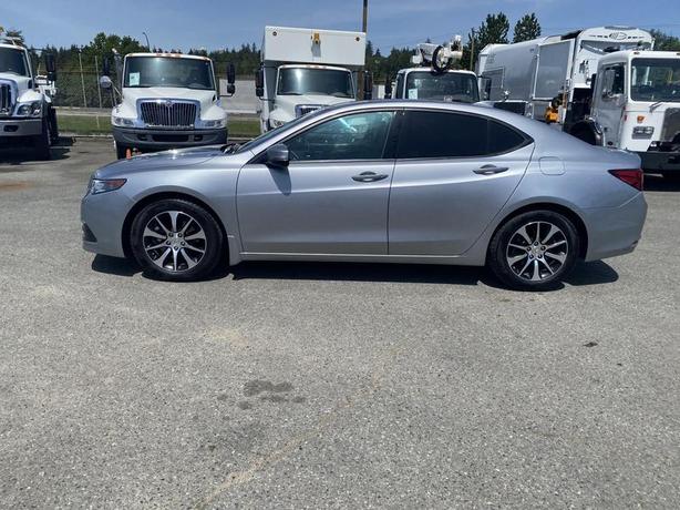 2017 Acura TLX Technology Package image 2