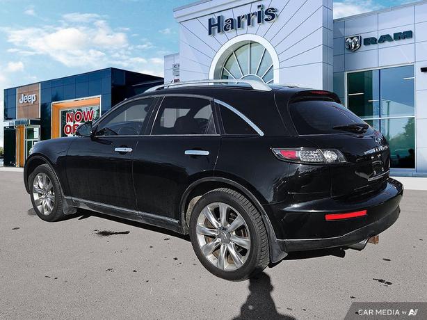 2005 Infiniti FX45 | AWD | Sunroof | Keyless Entry! image 4