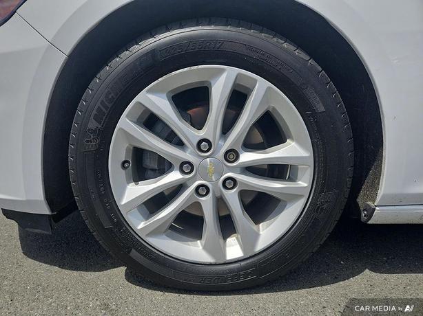 2016 Chevrolet Malibu 4dr Sdn Hybrid w/1HY | Bluetooth Connect | One Owner! image 6