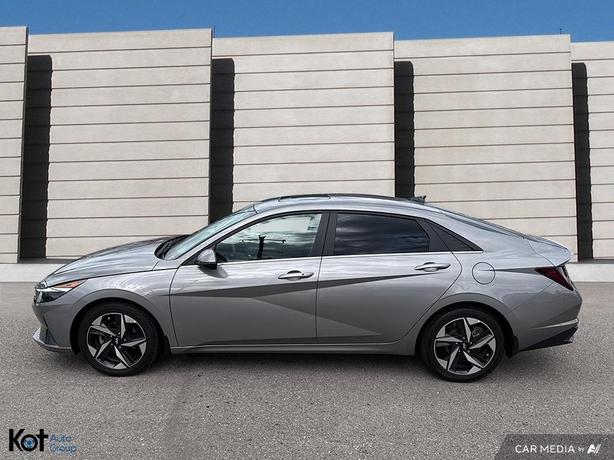 2023 Hyundai Elantra Luxury image 3