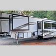 Used 2023 Forest River RV Wildwood Heritage Glen 356QB thumbnail image 2