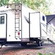 Used 2023 Forest River RV Wildwood Heritage Glen 356QB thumbnail image 4