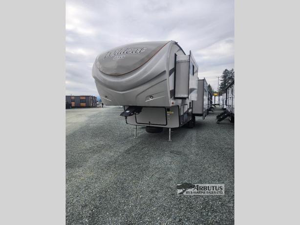Used 2017 Forest River RV Wildcat Maxx 295RSX image 1