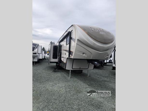 Used 2017 Forest River RV Wildcat Maxx 295RSX image 2
