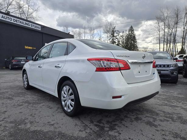2015 Nissan Sentra S image 3