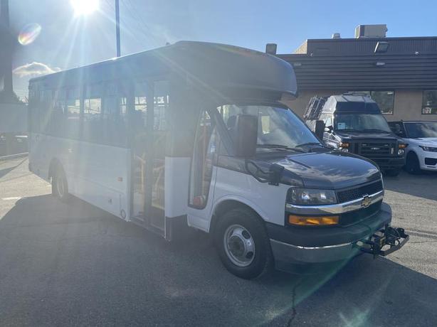2018 Chevrolet Express G4500 21 Passenger Bus With Wheelchair Accessibility image 6