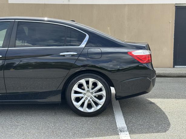 2014 Honda Accord image 5