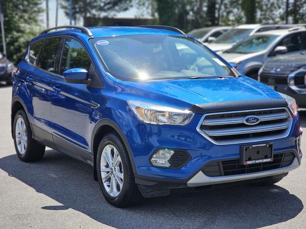 2018 Ford Escape SE - Heated Seats, Dual Climate Control image 3