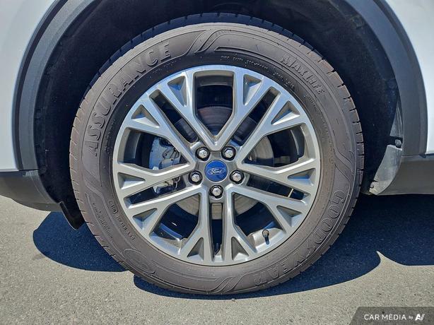 2021 Ford Escape SEL AWD | Remote Start | Heated Seats! image 6