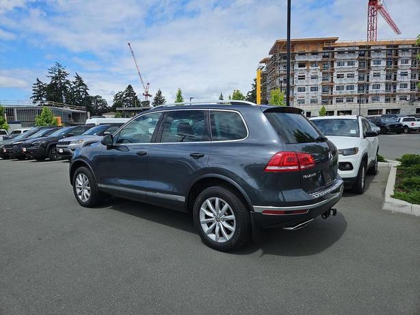 2015 Volkswagen Touareg Comfortline | No Reported Accidents! image 4