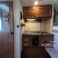 Used 2017 Lance 650 thumbnail image 6