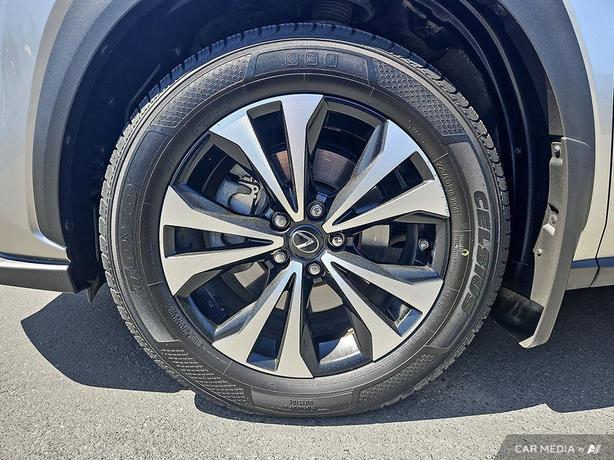 2018 Lexus NX NX 300 | No Reported Accidents! image 6