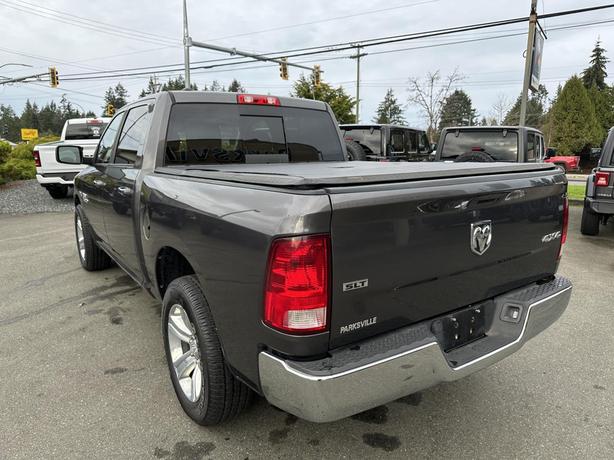 2016 RAM 1500 SLT image 3