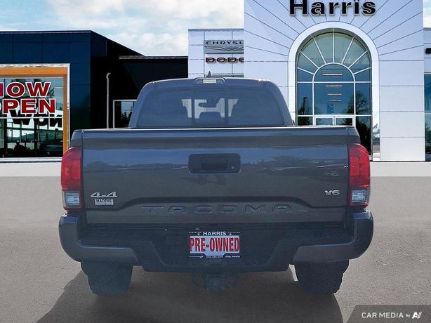 2020 Toyota Tacoma 4x4 Double Cab Auto SB | One Owner | No Accidents! image 5