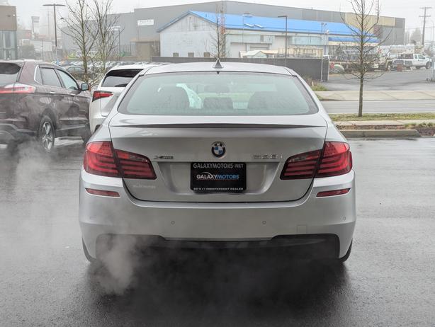 2013 BMW 5 Series 528i xDrive - AWD, Sunroof, Leather, Bluetooth image 7
