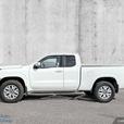 2023 Nissan Frontier SV | Innovation that Excites | Engine Block Heater | Fully  thumbnail image 2