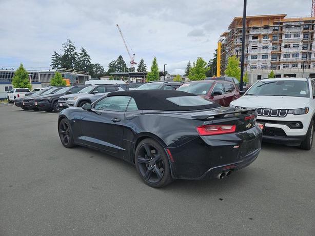 2017 Chevrolet Camaro 2dr Convertible 2SS | Leather | Heated Seats! image 4