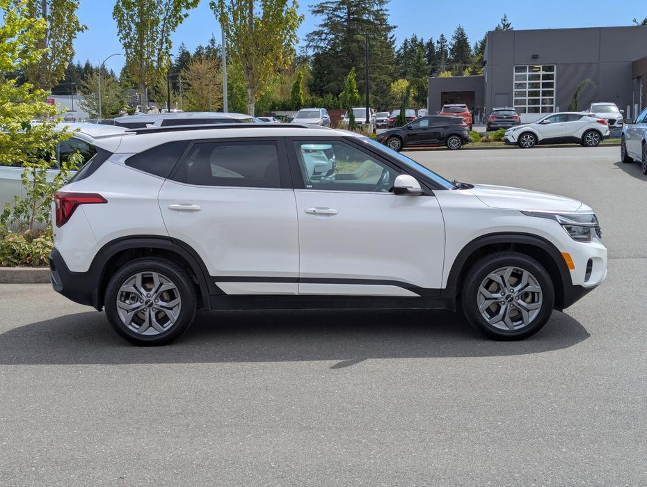 2024 Kia Seltos S - No Accidents, AWD, Heated Seats display photo