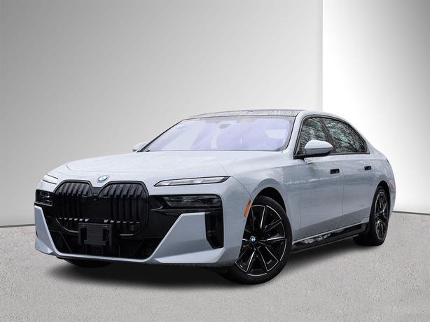 2023 BMW i7 xDrive60 - No Accidents, One Owner! image 1