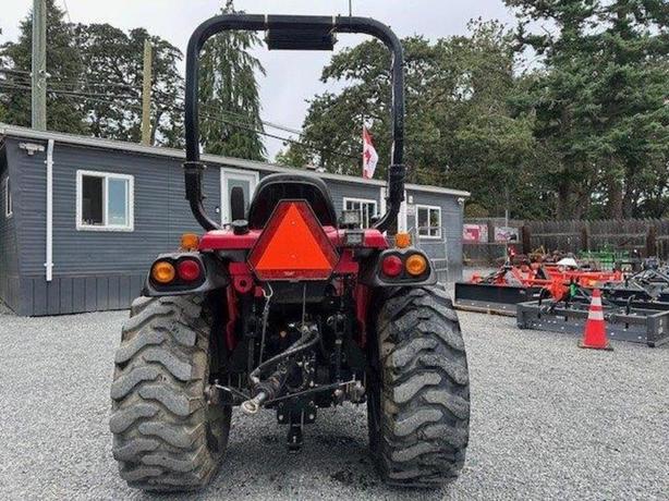 2020 Mahindra 2600 Series 2638 HST image 3