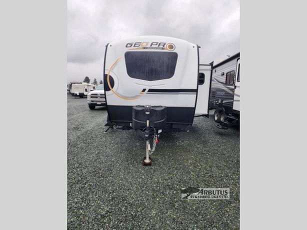 Used 2022 Forest River RV Rockwood GEO Pro G20BHS image 2