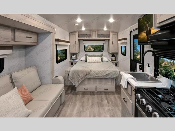 Used 2024 Forest River RV Rockwood GEO Pro G20FBS image 5