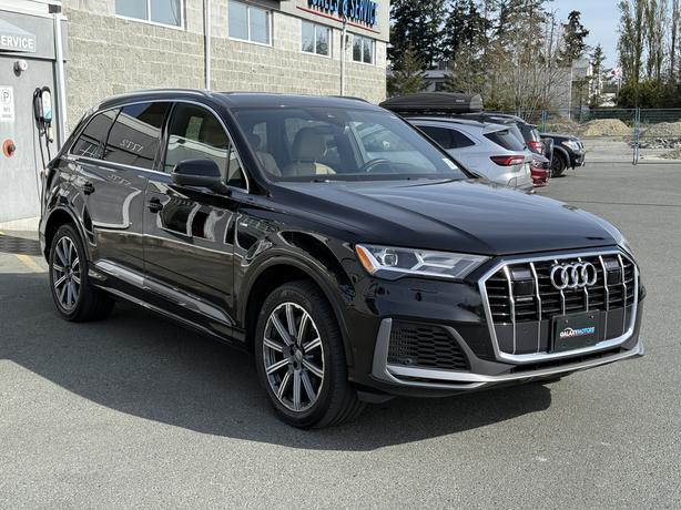2020 Audi Q7 Progressiv -  3rd Row Seats & Power Moonroof image 4