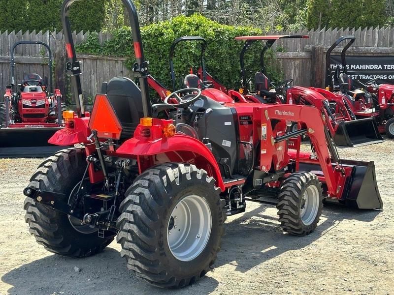 2024 Mahindra Tractor 1635 HST display photo