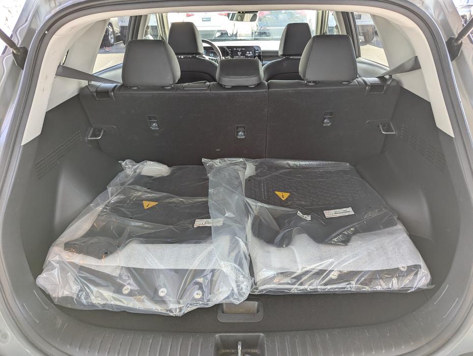 2024 Kia Seltos S - No Accidents, AWD, Heated Seats, Sunroof display photo