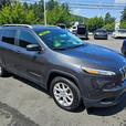 2016 Jeep  Cherokee Latitude thumbnail image 1