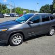 2016 Jeep  Cherokee Latitude thumbnail image 2