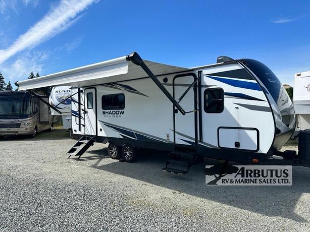 Used 2021 Cruiser Shadow Cruiser 248RKS image 1