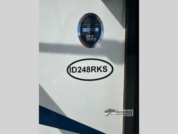 Used 2021 Cruiser Shadow Cruiser 248RKS image 5