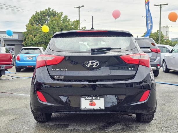 2016 Hyundai Elantra GT 5dr HB Auto GT image 3