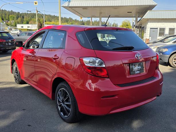 2011 Toyota Matrix image 5