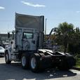 2007 International 9200i Cummins Diesel 10-Speed Tandem Tractor Day Cab thumbnail image 8