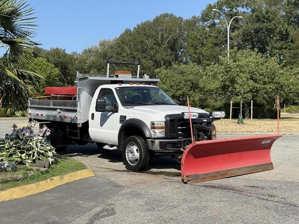 2008 Ford F-450 SD Dump Box with Sander image 1