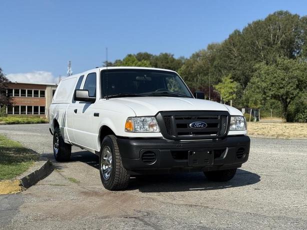 2009 Ford Ranger SuperCab 2WD with Canopy image 2