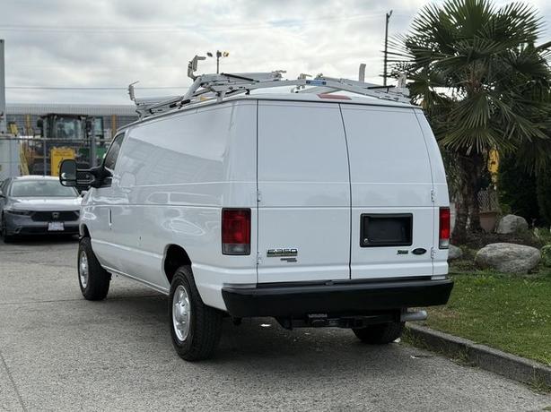 2013 Ford Econoline E-350 Super Duty Cargo Van with Shelving & Ladder Rack image 8