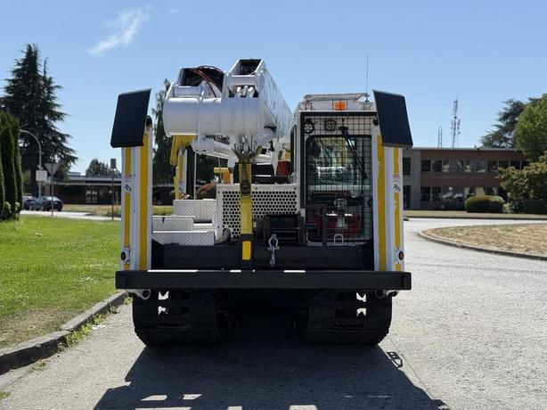 2014 Achiever DPM52MH Tracked DUR-A-LIFT 52-Foot Aerial image 3