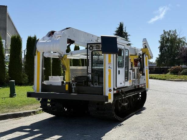 2014 Achiever DPM52MH Tracked DUR-A-LIFT 52-Foot Aerial image 4