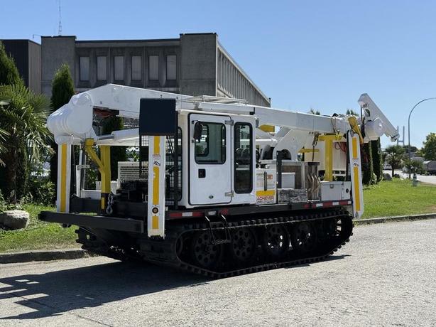 2014 Achiever DPM52MH Tracked DUR-A-LIFT 52-Foot Aerial image 5