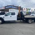 2017 Ford F-550 SuperCab 4WD Flat Deck With Crane thumbnail image 2