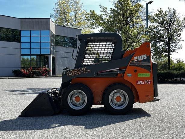 2017 Gehl R105 4x4 Diesel Skid Steer Diesel image 6