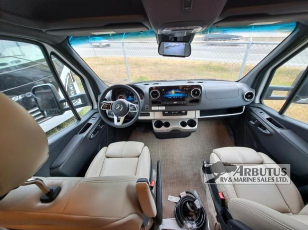 Used 2024 Thor Motor Coach Delano Sprinter 24FB image 8