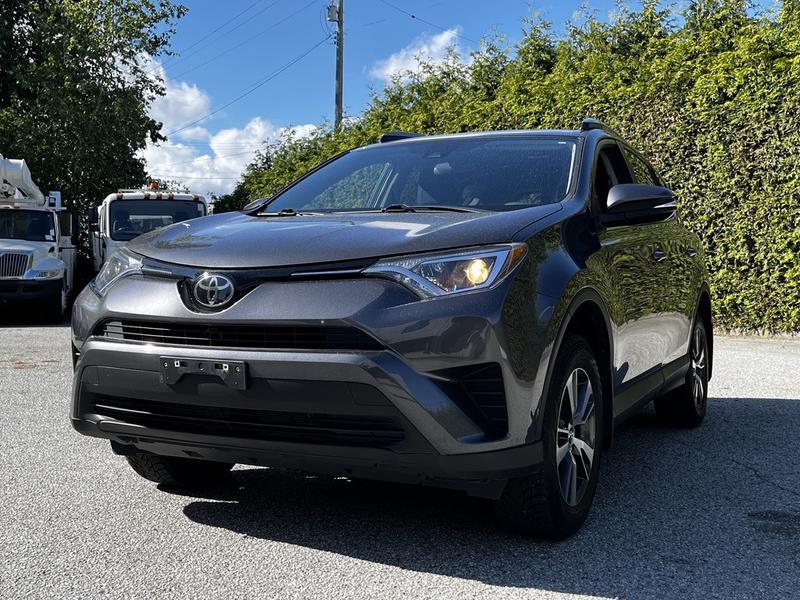 2018 Toyota RAV4 LE AWD display photo