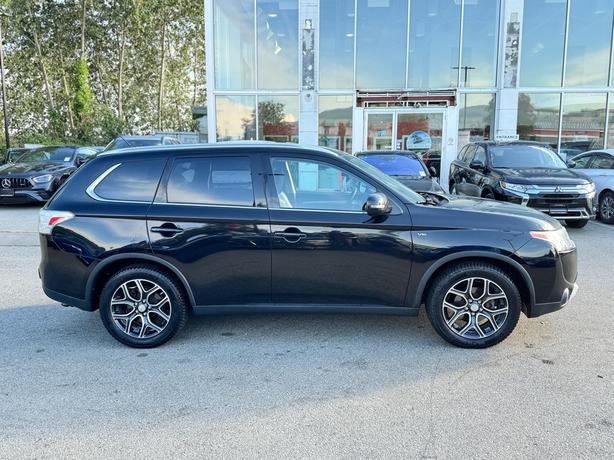 2015 Mitsubishi Outlander GT - No Accidents, Leather, Backup Camera image 4