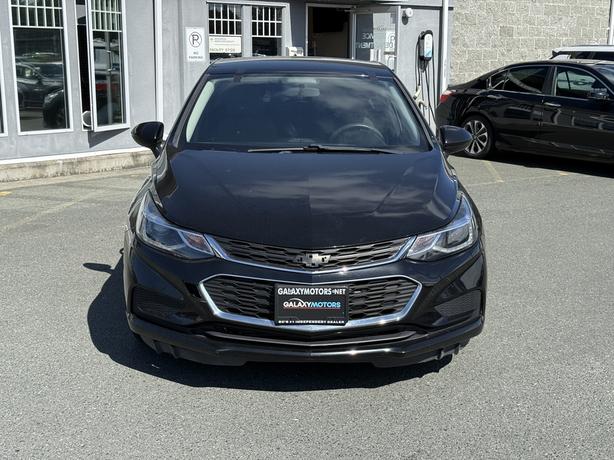 2018 Chevrolet Cruze LT Turbo - Automatic Headlights & Air Conditioning image 3