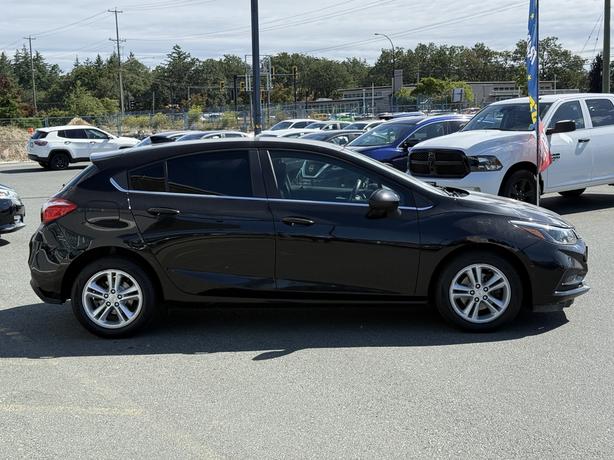 2018 Chevrolet Cruze LT Turbo - Automatic Headlights & Air Conditioning image 5
