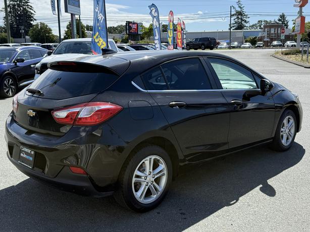2018 Chevrolet Cruze LT Turbo - Automatic Headlights & Air Conditioning image 6